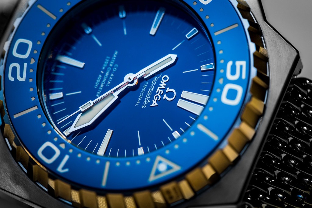 Omega-Seamaster-Replica-UK-Ploprof-1200M-Master-Chronometer-Co-Axial-Blue-Dial-Close-Up